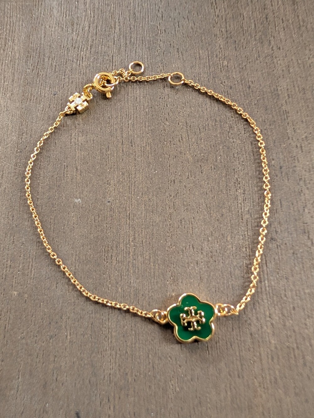 TORY BURCH Kira Green Enamel Flower Logo T Gold Chain Bracelet